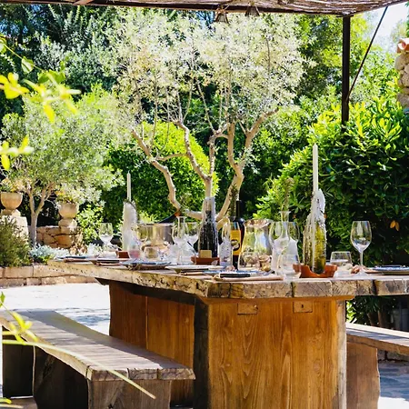 Balamb Garden A Cinarchesa 4* Ajaccio (Corsica)