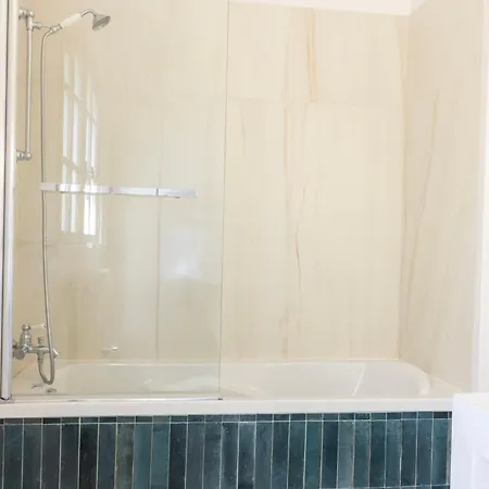 Balamb Garden A Cinarchesa Hotel