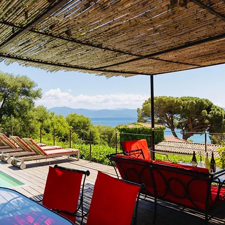 Balamb Garden A Cinarchesa Hotel