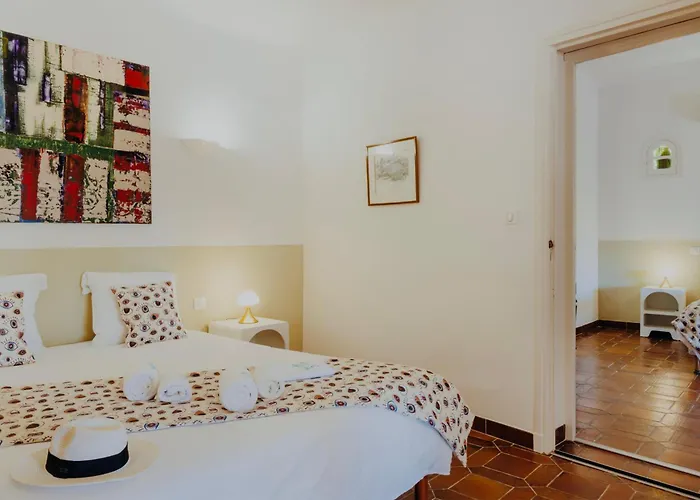 Hotel Balamb Garden A Cinarchesa