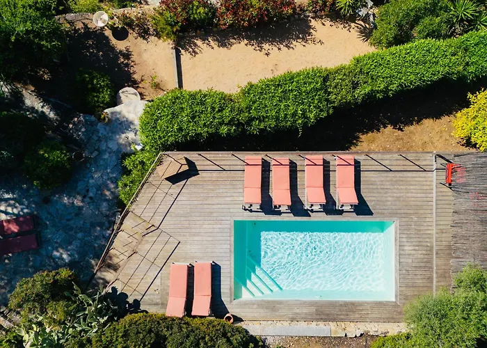 Balamb Garden A Cinarchesa Hotel 4*