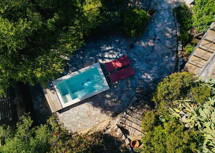 Balamb Garden A Cinarchesa 4*